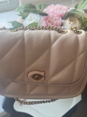Coach quilted Madison 18 shoulder bag with chain strap -- cream color